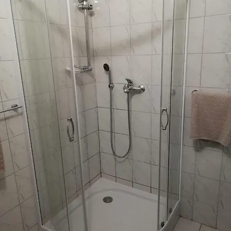 Hisa Tinka Hébergement de vacances *